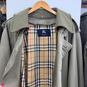 Burberry Men's Khaki Trench Coat